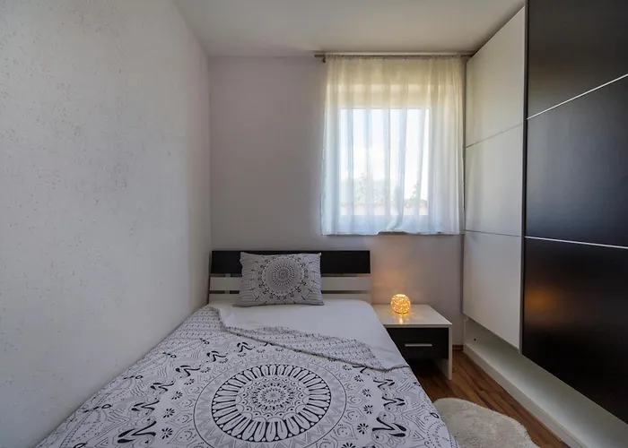 Apartman Viki Stinjan Póla
