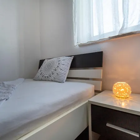 Apartment Viki Stinjan